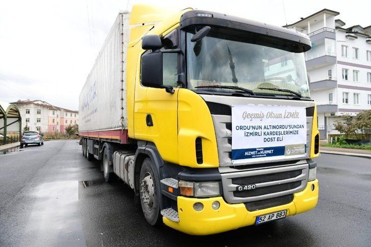Ordu’dan İzmir’e tır dolusu yardım G3