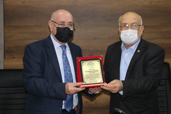 Hayırsever iş adamları ve esnafa plaket G1