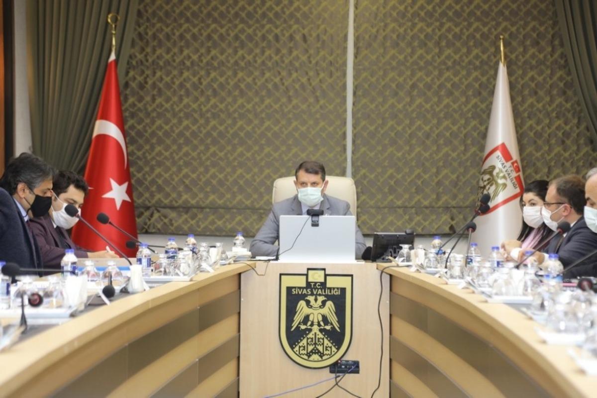 Sivas&rsquo;ta ekipler kışa hazır