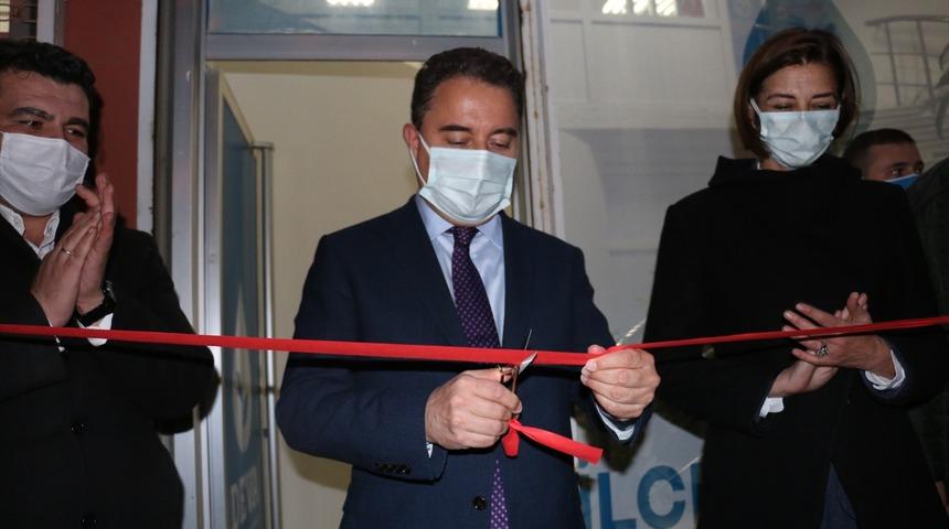 DEVA Partisi Genel Başkanı Ali Babacan Adıyaman'da