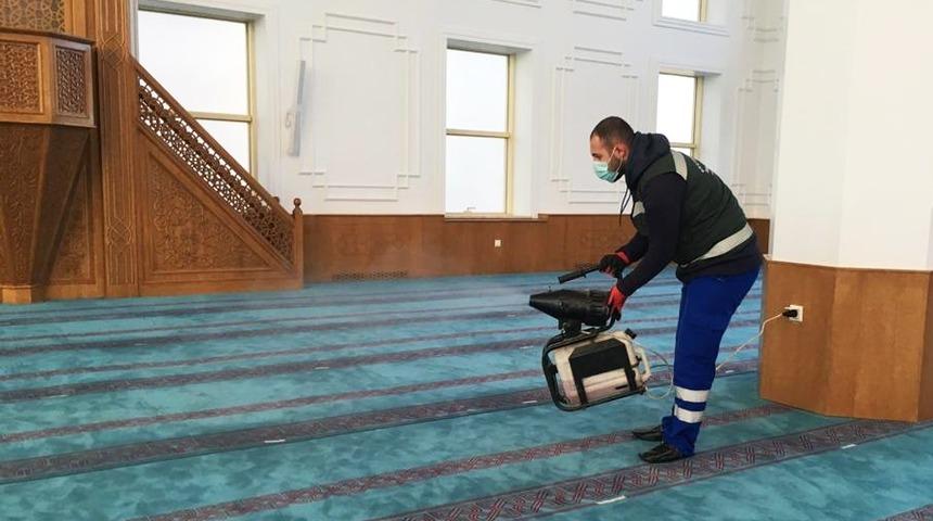 Ke&ccedil;i&ouml;ren&rsquo;de ibadethaneler kesintisiz olarak dezenfekte ediliyor