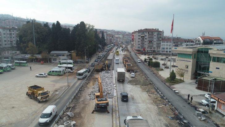 Karamürsel Köprülü Kavşağı’nda çalışmalar devam ediyor G2