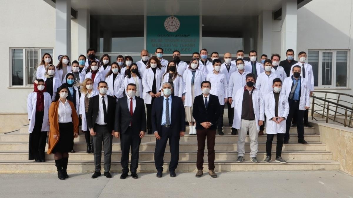 Aksaray Bilim Teknik Koleji &ouml;ğretmenlerine uzaktan eğitim semineri