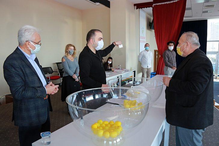 Ataşehir’de 25 gecekondu sahibi daha yeni yuvalarına kavuştu G4