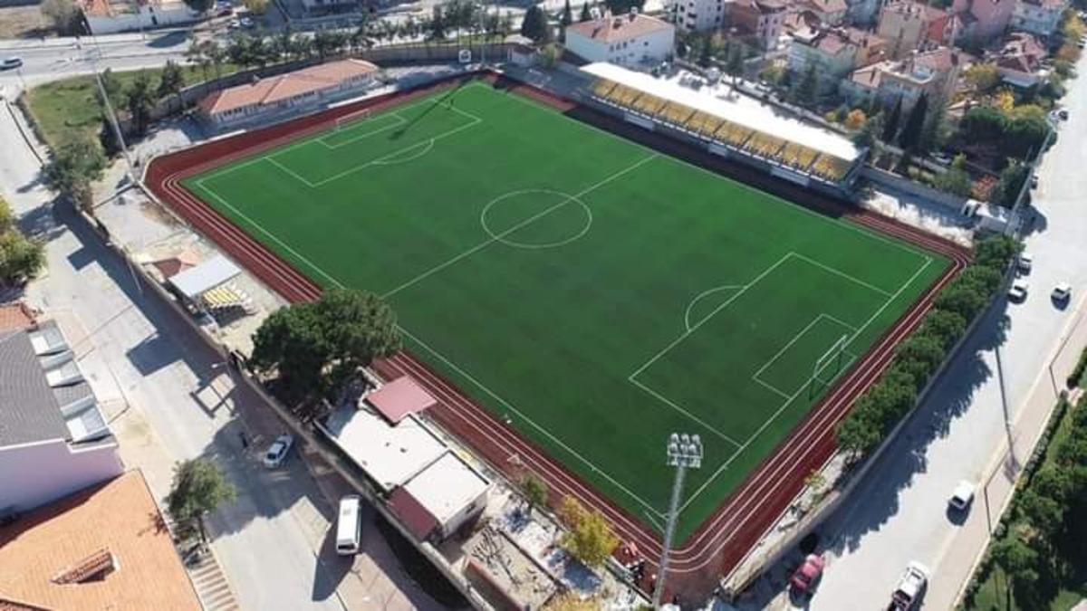 Tavas&rsquo;a FİFA standartlarına uygun futbol sahası