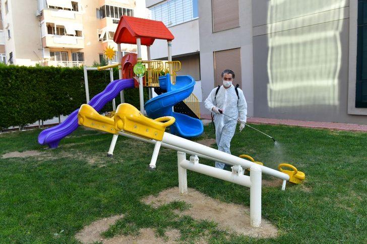 Çiğli’de korona virüsü görülen adresler ilaçlanıyor G3