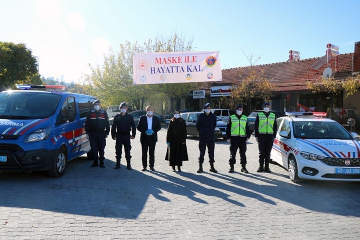 Jandarmadan &lsquo;Maske ile hayatta kal&rsquo; projesi