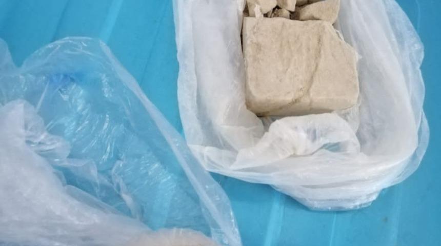 Ulukışla&rsquo;da uyuşturucu operasyonu: 3 g&ouml;zaltı