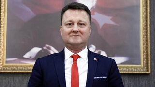 Son dakika: Menemen Belediye Başkanı Serdar Aksoy görevden uzaklaştırıldı