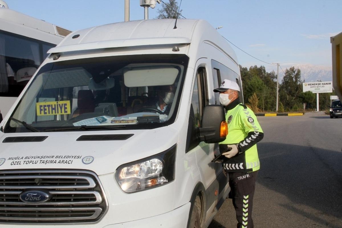 Fethiye&rsquo;de toplu taşıma ara&ccedil;larına Korona vir&uuml;s denetimi