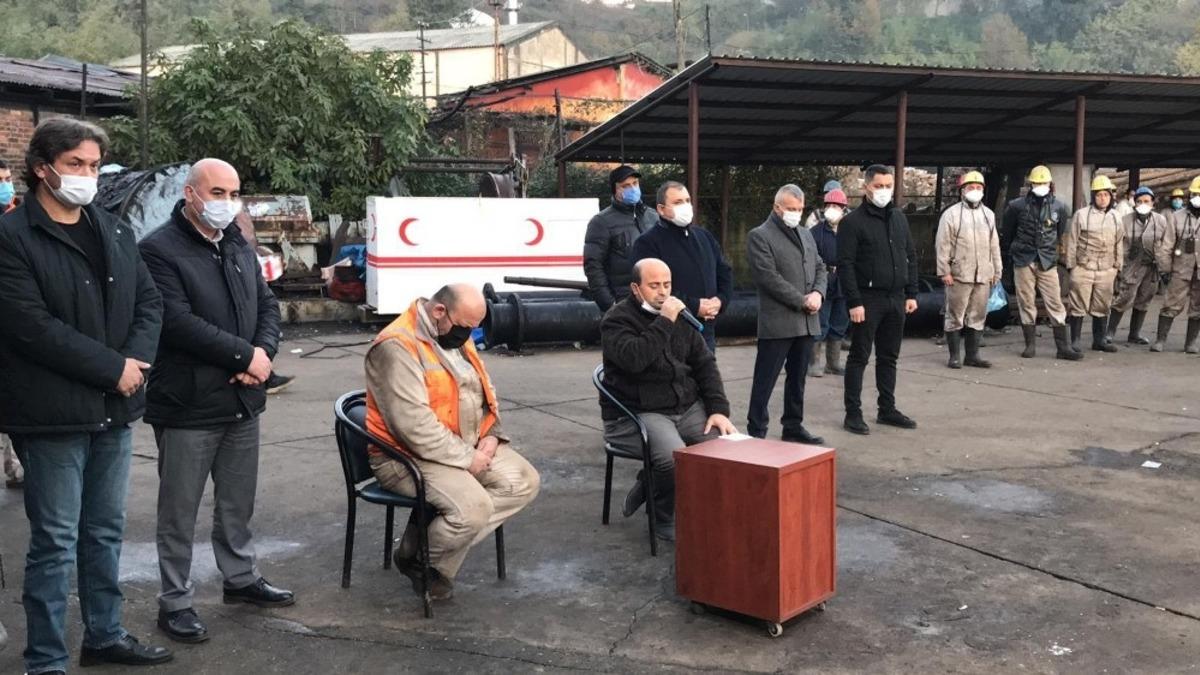 Madenciler şehit madenci meslektaşları i&ccedil;in Kur&rsquo;an okuttu