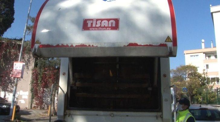 Tuzla’da çöp toplama alanları her gün dezenfekte ediliyor G1