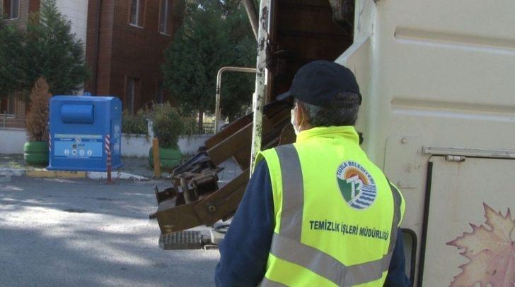 Tuzla’da çöp toplama alanları her gün dezenfekte ediliyor G2