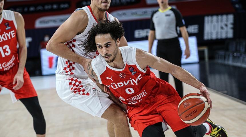 Shane Larkin ilk milli maçına çıktı