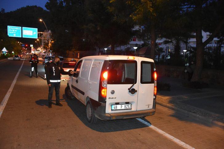 Marmaris'te "şok uygulama" yapıldı G2