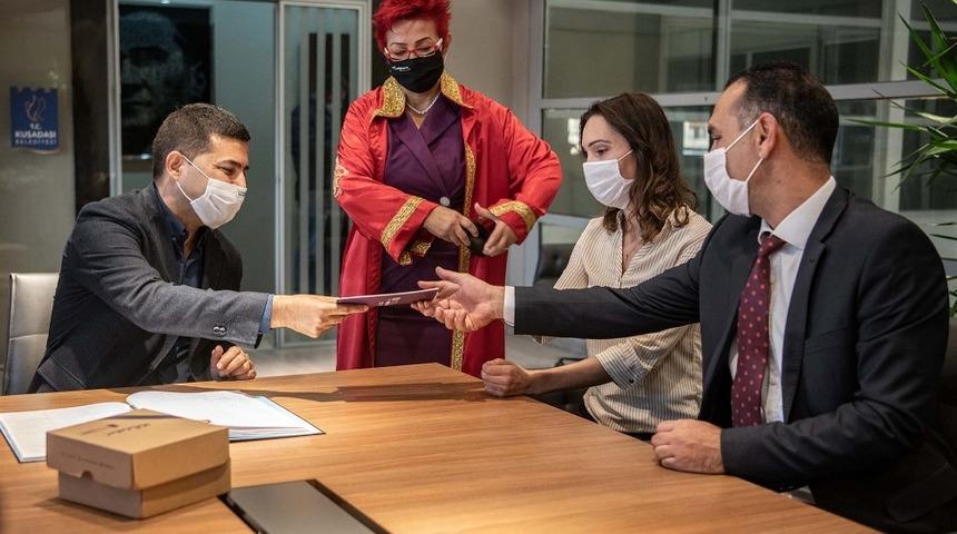 Başkan G&uuml;nel; "Şiddete karşı m&uuml;cadele eden kadınların yanındayız"