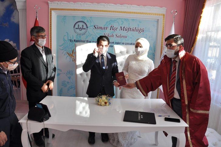 Müftülükte resmi ve dini nikah bir arada G1