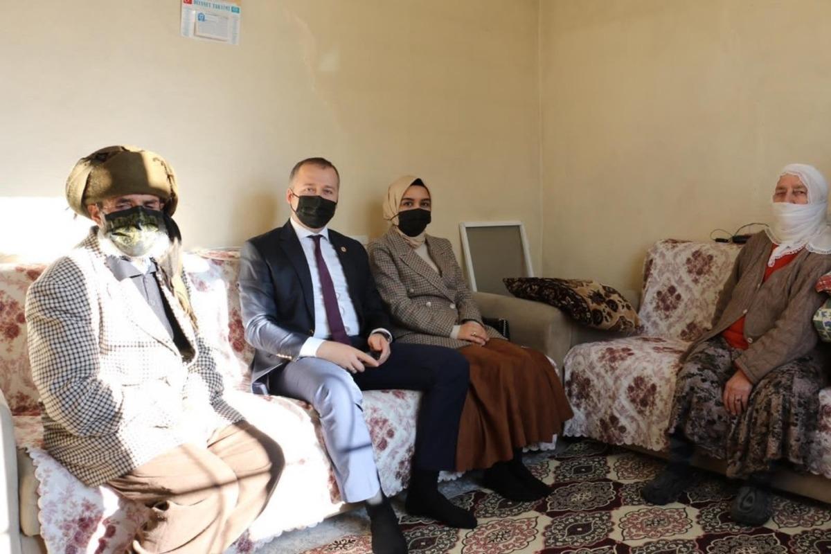 Kaymakam Yelek&rsquo;ten şehit ailesine ziyaret