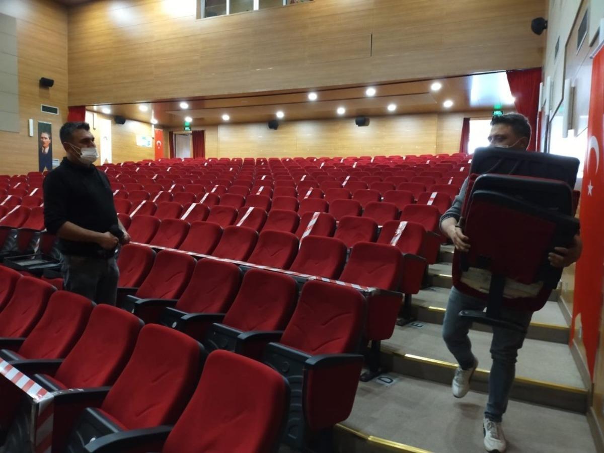 Celil Yağız sahnesinde d&uuml;zenleme yapıldı