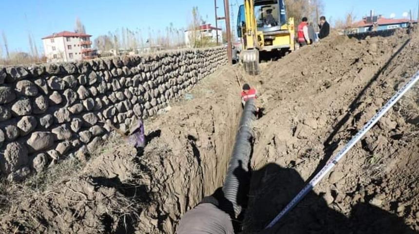Iğdır’da  alt yapı çalışmaları devam ediyor