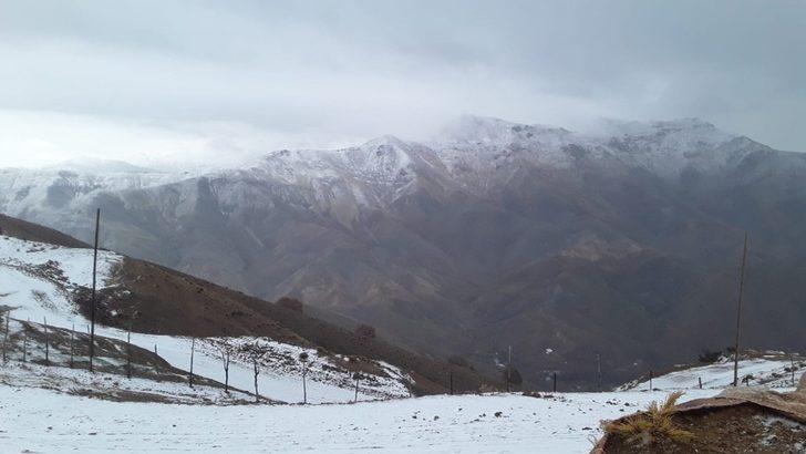 Batman’da mevsimin ilk karı köyleri beyaza bürüdü G2