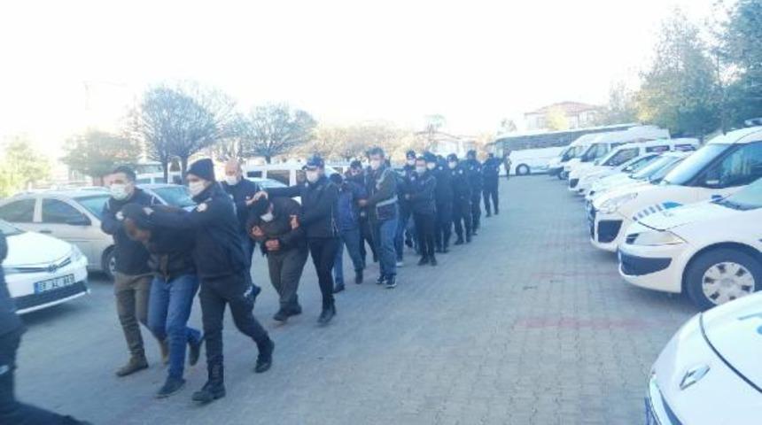 Yozgat'ta DEAŞ operasyonu! &Ccedil;ok sayıda kişiye g&ouml;zaltı kararı