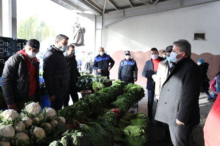 Melikgazi’de pazar yeri denetimleri aksatılmadan yapılıyor G2