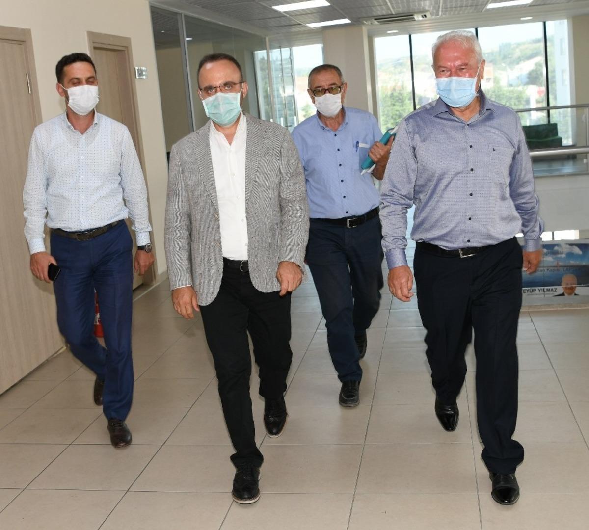 AK Partili Turan, Millet Bah&ccedil;esi m&uuml;jdelerine devam ediyor
