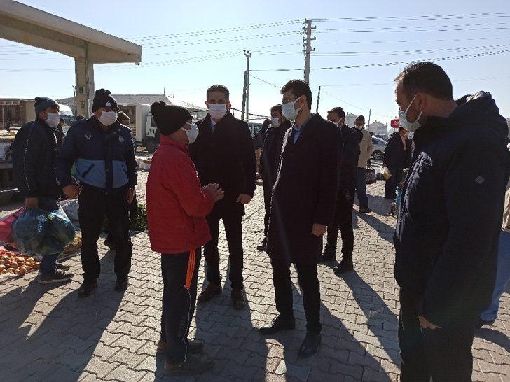 Şuhut Pazarında esnaflara yönelik korona denetimi G1