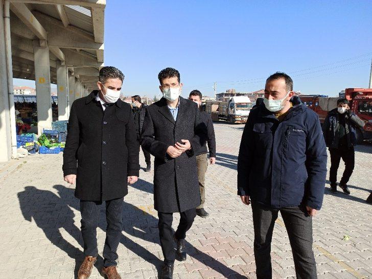 Şuhut Pazarında esnaflara yönelik korona denetimi G4
