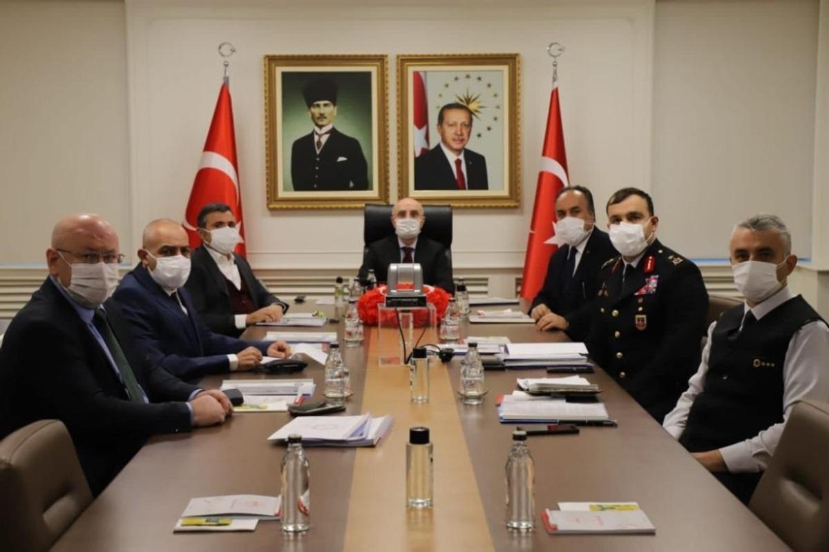 Bakan Yardımcısı Erdil D&uuml;zce&rsquo;de
