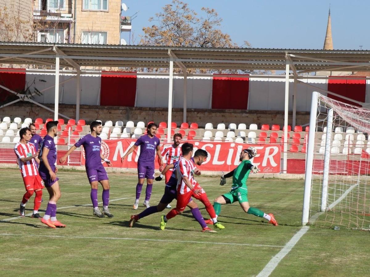 3. Lig: Nevşehir Belediyespor: 4 - Artvin Hopaspor:1