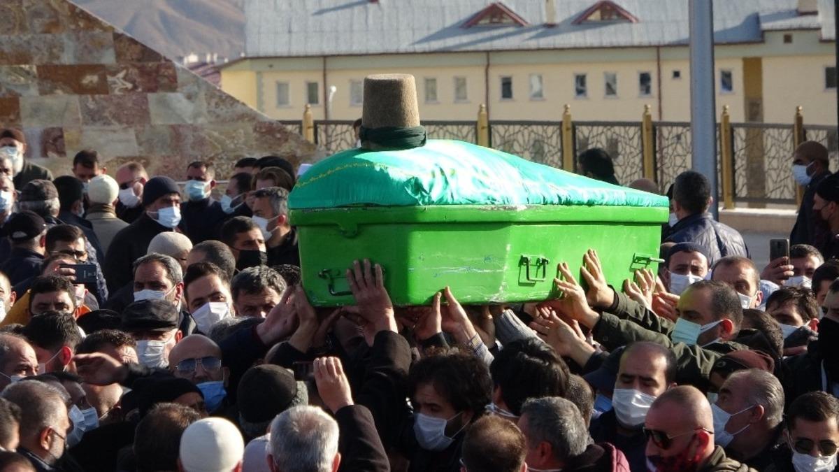 Sivas&rsquo;ın sevilen dedesi son yolculuğuna uğurlandı