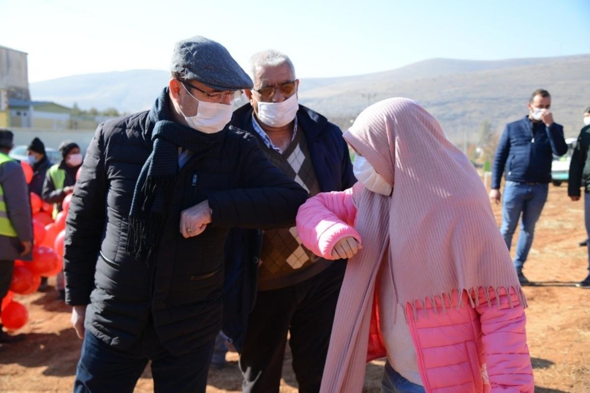Atat&uuml;rk&rsquo;&uuml;n sınıf ve silah arkadaşı &Ouml;zdeş anısına hatıra ormanı oluşturuldu