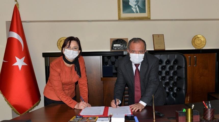 BE&Uuml; ile İŞKUR arasında protokol imzalandı