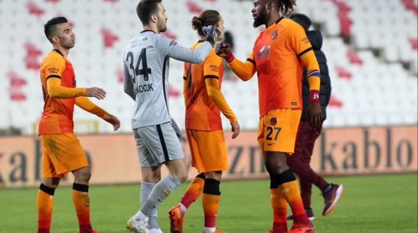 Çaykur Rizespor - Galatasaray maçının ilk 11'leri belli oldu