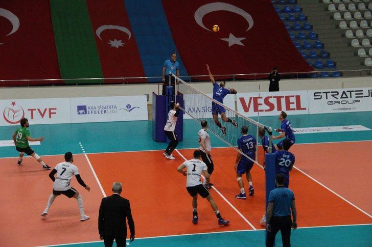 Efeler Ligi: Bingöl Solhan Spor: 0 - Halkbank: 3 G3