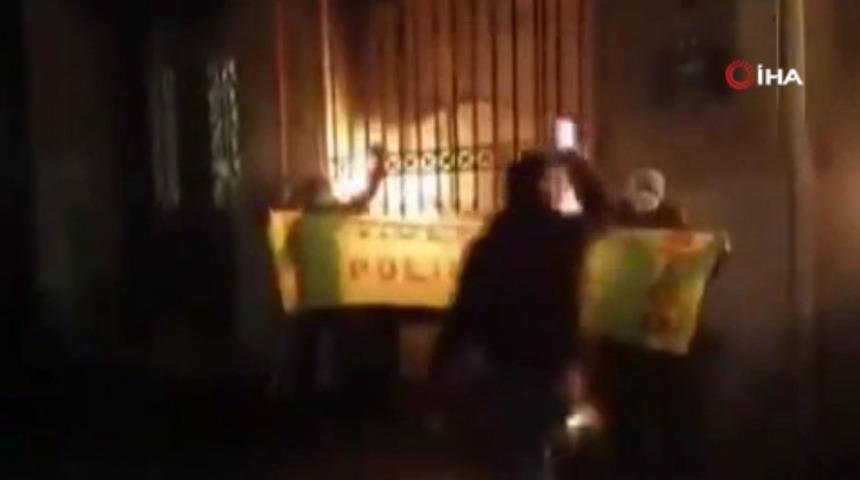 Fransa’da protestocular Merkez Bankasını ateşe verdi