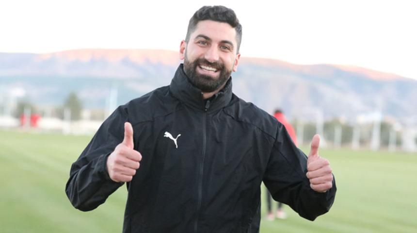 Sivasspor’da kaleci Muammer koronavirüsü atlattı