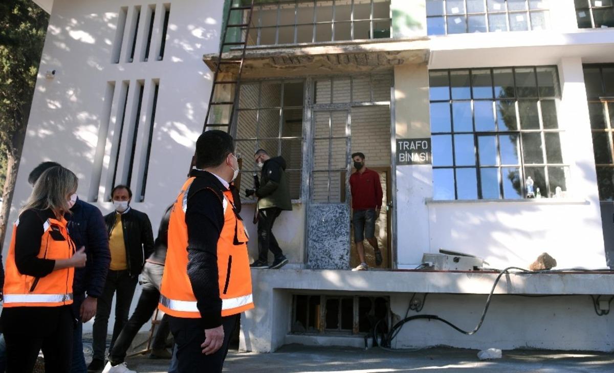 Cemil Meri&ccedil;&rsquo;e 20 bin kitap bağışı