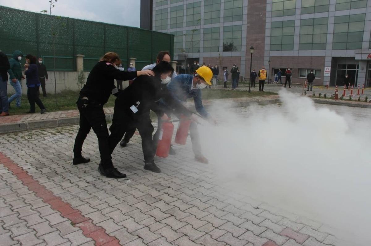 İtfaiyeden &lsquo;yangın&rsquo; eğitimi