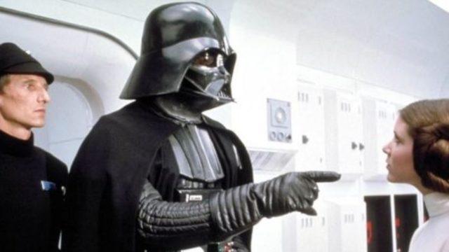 Dave Prowse: Darth Vader aktörü hayatını kaybetti