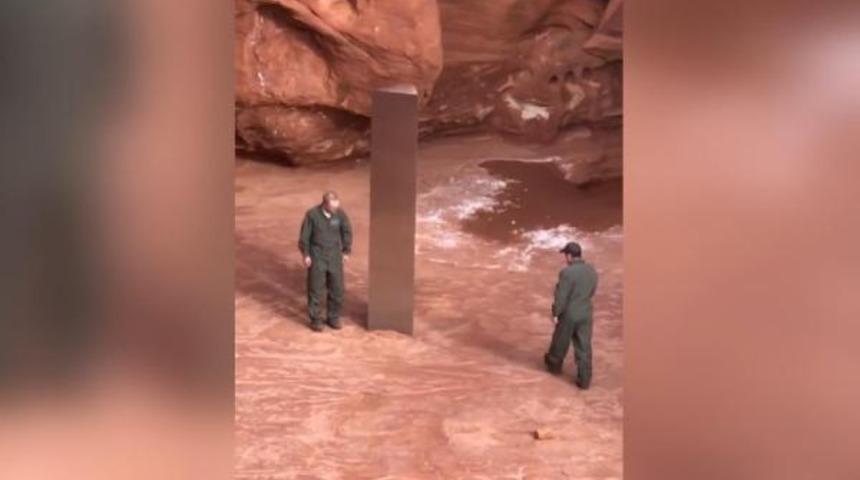 ABD'nin Utah eyaletindeki gizemli monolit geldiği gibi kayboldu