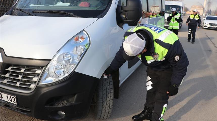 Sürücüler dikkat! Kış lastiği uygulaması 1 Aralık'ta başlıyor