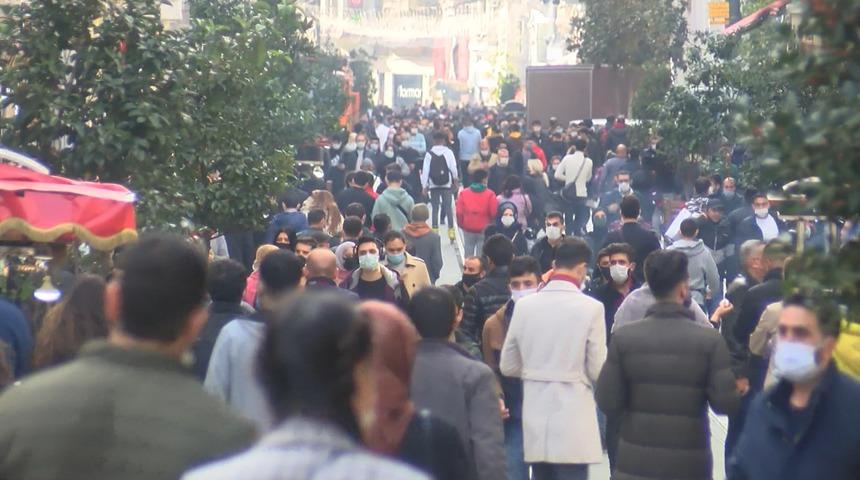 İstiklal Caddesi'nde yine aynı manzara