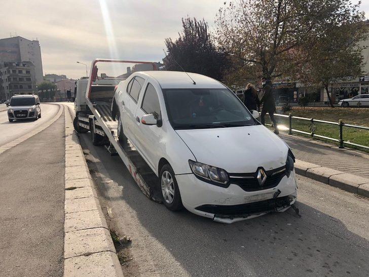 Kırmızı ışık ihlali kazaya neden oldu G3