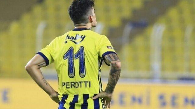 Fenerbahçe'de Diego Perotti derbiye devam edemedi!