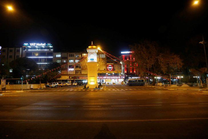 Trakya'da sokağa çıkma kısıtlaması nedeniyle cadde ve sokaklar sessizliğe büründü G1