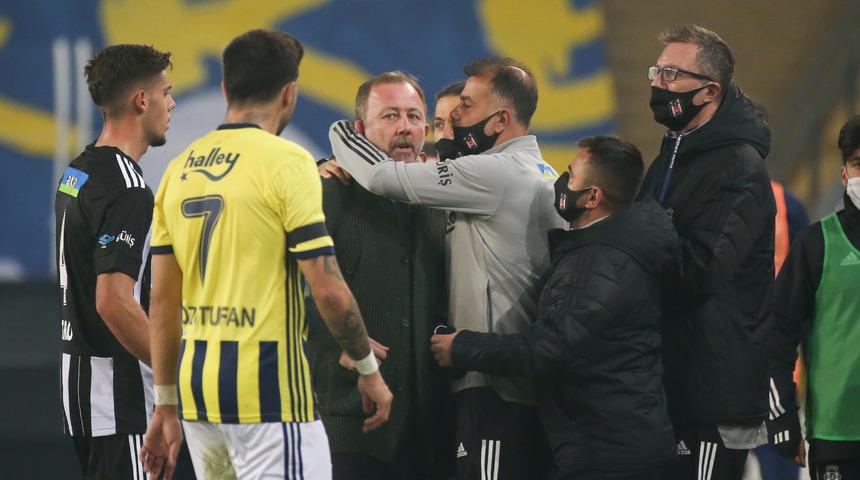 Fenerbahçe - Beşiktaş derbisinde Sergen Yalçın çıldırdı