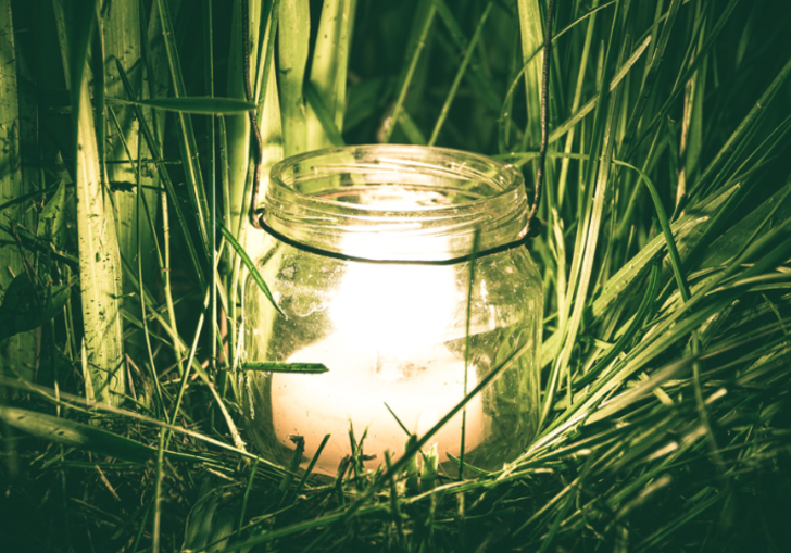 Artık işe yaramaz diye d&uuml;ş&uuml;nmeyin tek kalan bardakları b&ouml;yle değerlendirin